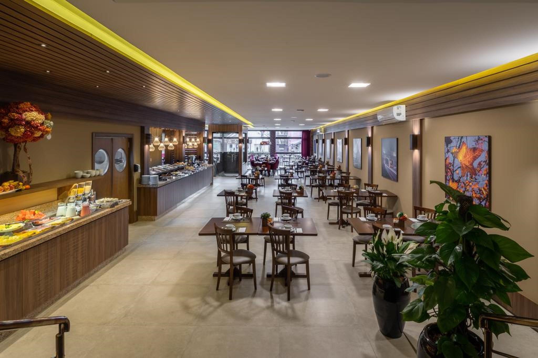 Hotel Fioreze Centro Gramado Dış mekan fotoğraf